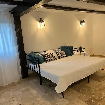 Casa De Vacanta Traditionala La Fanar Schiulesti Exterior foto
