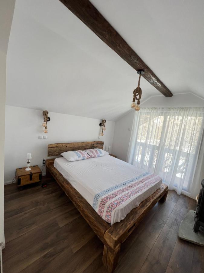 Casa De Vacanta Traditionala La Fanar Country house